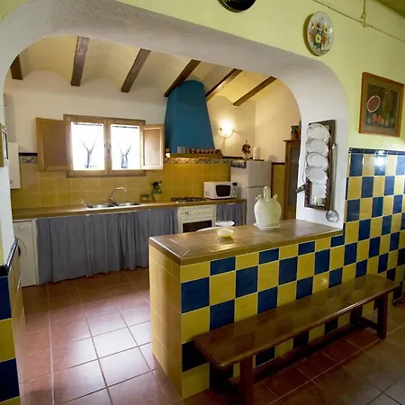 Casa Rural L'esquerra De Gabriel Holiday home *