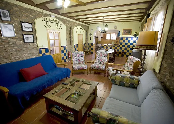 Casa Rural L'esquerra De Gabriel Vakantiehuis *